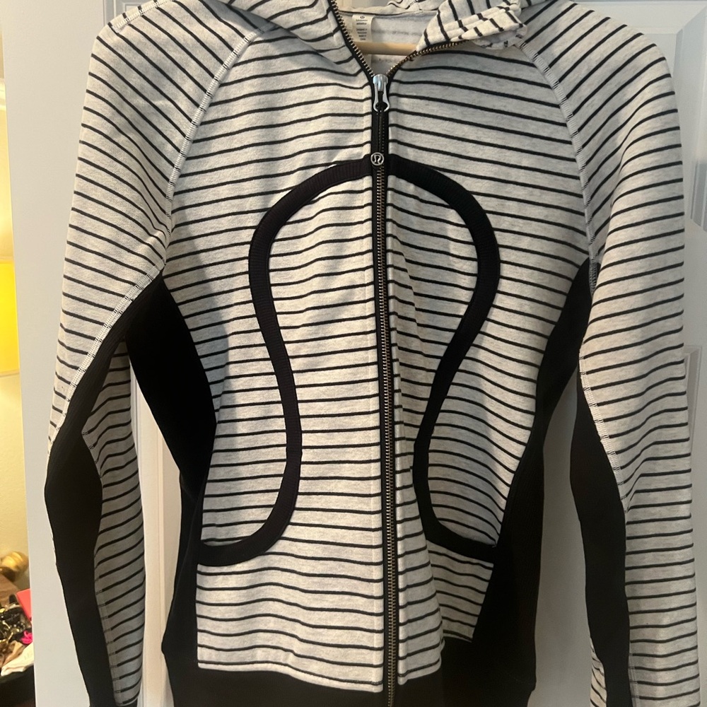 Lululemon Athletica Striped Zip-Up Hoodie size 10